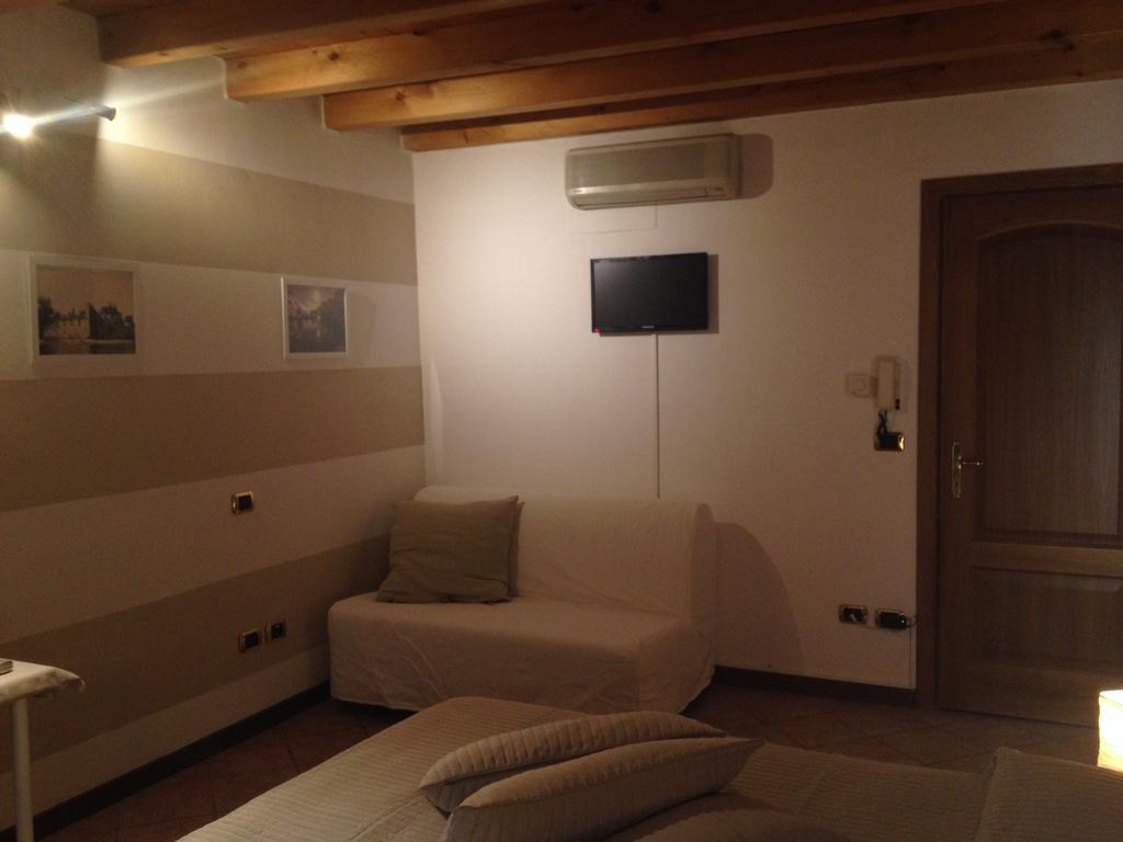 Hotel La Piccola Matilde Desenzano del Garda Pokoj fotografie